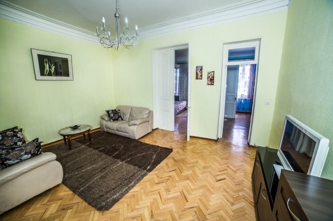 Gold District Apartment Tbilisi Eksteriør bilde
